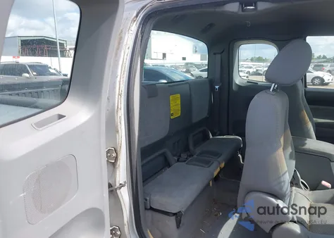 2007 Toyota Tacoma Prerunner from USA, damaged, VIN 5TETX62NX7Z378437